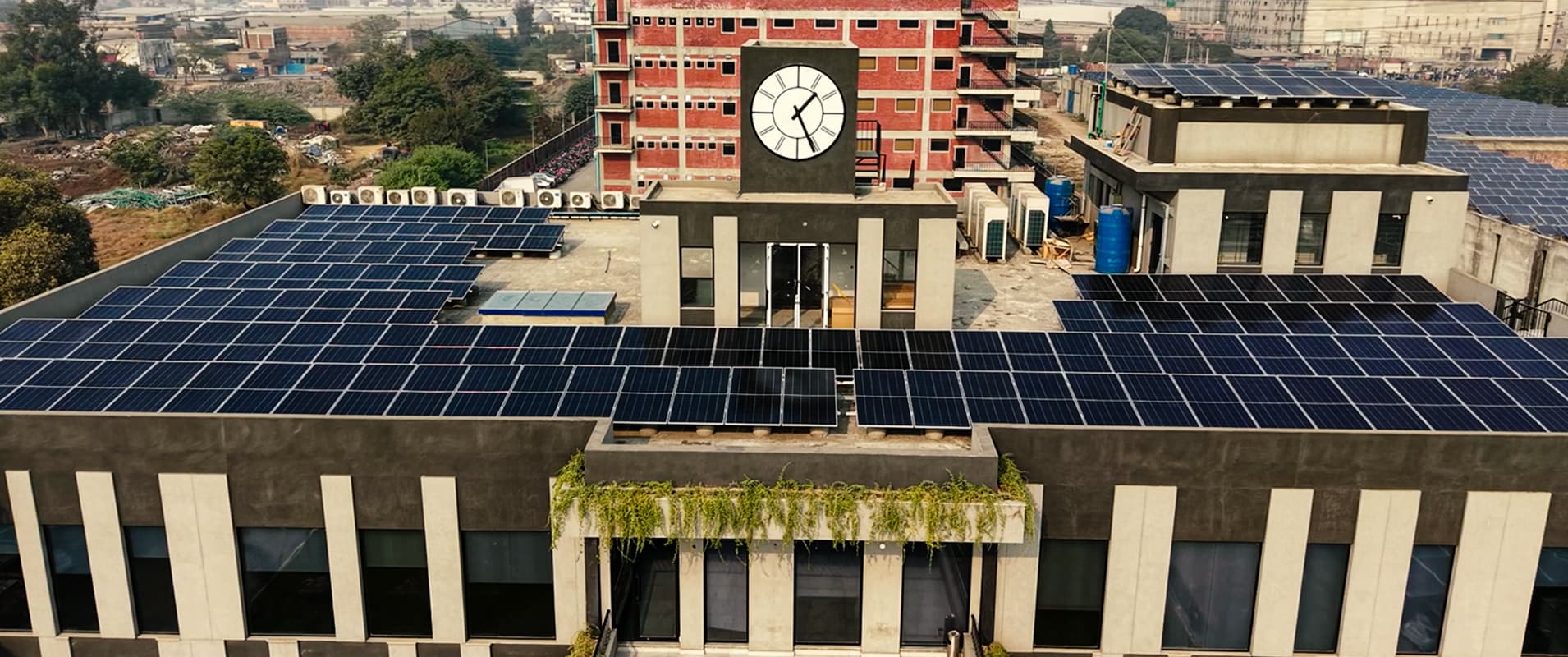 508 kW Rooftop Solar for Uniworth – Apparel